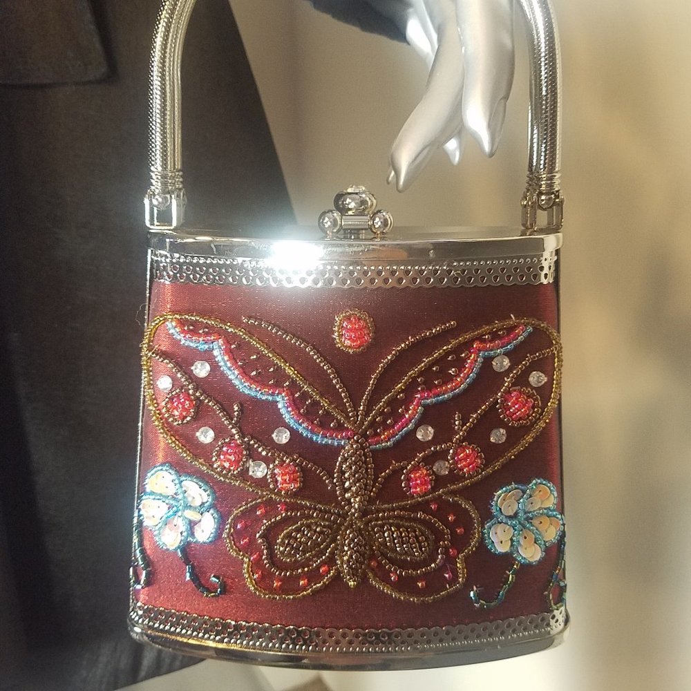 Women's Butterfly Decorative Metal Handbag (6" w x 9" h)